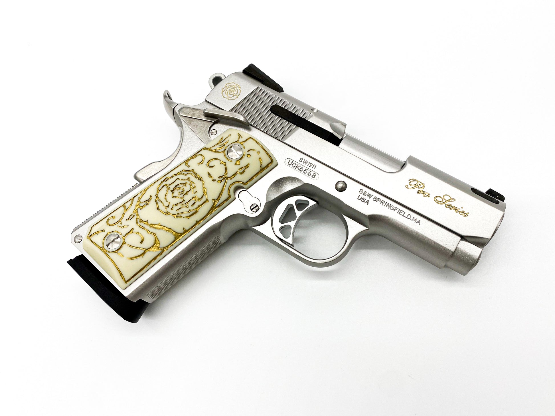 BWC SW1911AD 次元大介 モデルガン アデルの銃 右側ビュー コレクター向け Fアームズ